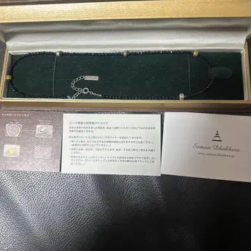 수만다크와 블랙 컬러 오닉스 목걸이