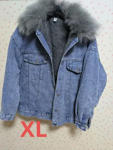 퍼가 달린 라이트 블루 데님 자켓