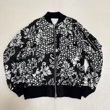 sacai 24SS 나일론 봄버 봄버 자켓 3 블랙