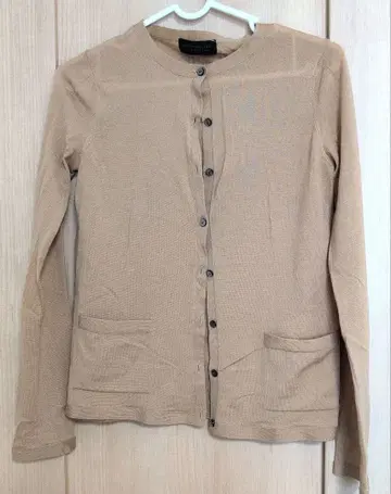 [ TOMORROWLAND ] 베이지 니트 가디건