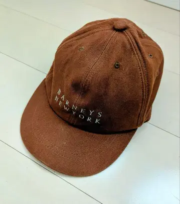 BARNEYS NEW YORK 여성용 캡 바니스뉴욕