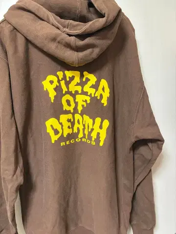 [ 초레어 ] PIZZA OF DEATH 후드티 브라운 LL 사이즈