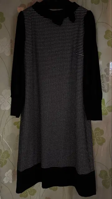 MS GRACY 무릎 기장 원피스 사이즈 42