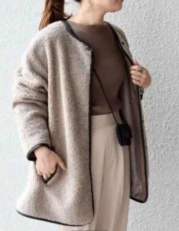 SHIPS 베이지 플리스 보아 자켓