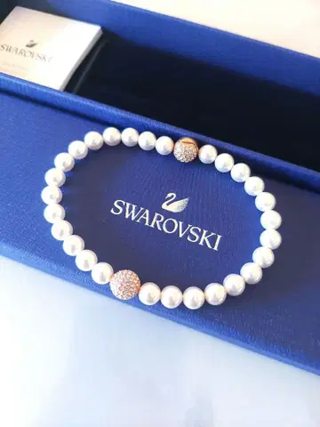 새상품 SWAROVSKI 펄 팔찌 스와로브스키 M