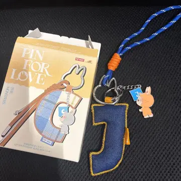 POP MART 캐릭터 키링 3