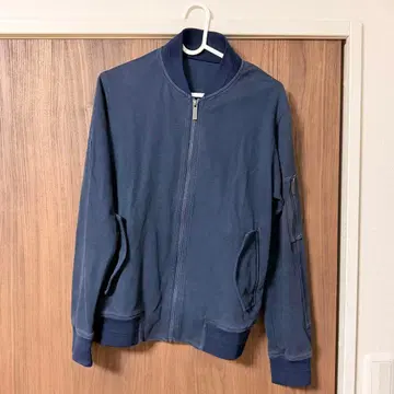 Calvin Klein Platinum 네이비 점퍼 블루종