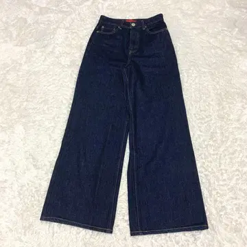 새상품급 24ss TOMORROWLAND RED CARD TOKYO 데님