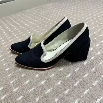 TSURU by mariko oikawa 펌프스