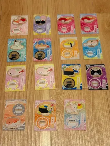 산리오 초밥과 함께 아크릴 스탠드 묶음 판매