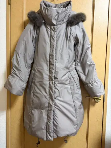 컴시즘 다운 코트 L 사이즈