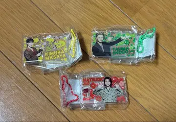 INI 미테코레! 가챠가챠