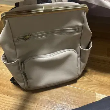 MUMU 베이지 백팩 메루카리 택배