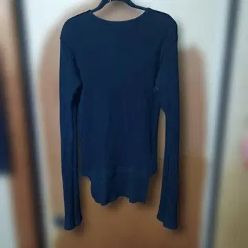 EHTOS 블랙 긴팔 티셔츠