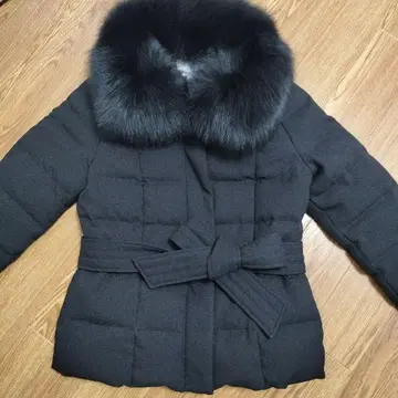 비아지오 블루 숏 기장 다운 블랙 퍼 포함 사이즈 1 블랙 다운