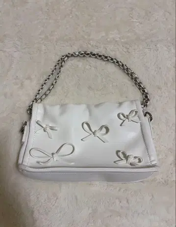 다이애나 화이트 리본 장식 숄더백