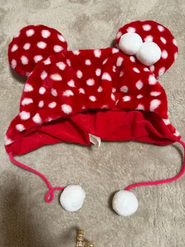 미키풍 빨간색 도트 귀도리 모자