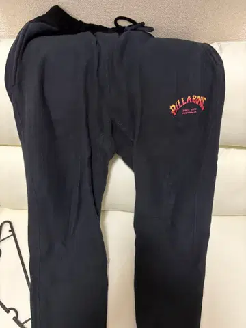 BILLABONG 블랙 스웨트 팬츠 L 사이즈