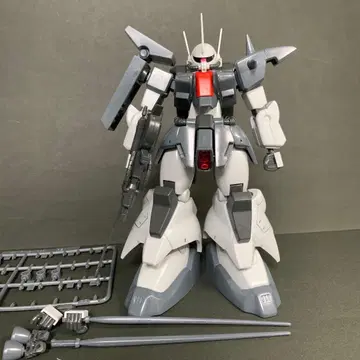 HG 1/144 자쿠 III