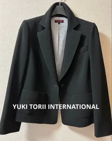 블랙 테일러드 자켓