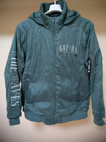 갓차 GOTCHA 에메랄드 그린 후드 탈부착 자켓