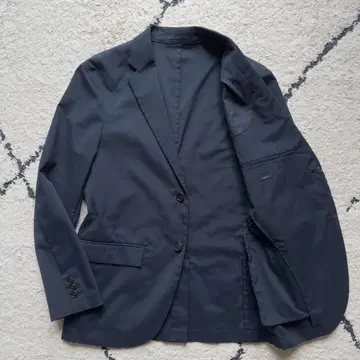 유니클로 감동 자켓 테일러드 자켓 네이비 S 사이즈