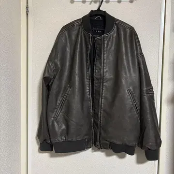 ZARA 인조 가죽 데미지 가공 오버 사이즈 자켓 XS