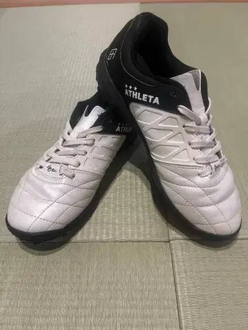 ATHLETA 축구화 화이트