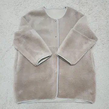 ELENDEEK 울 보아 리버서블 숏코트