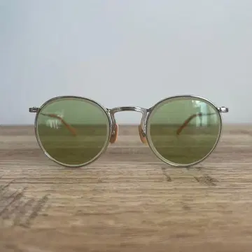 하쿠산 안경 앳라스트