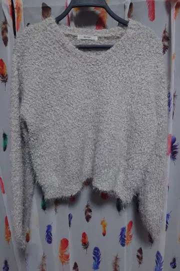 새상품급 디스코트 퍼 니트 V넥 화이트 DISCOAT 후와모코 F