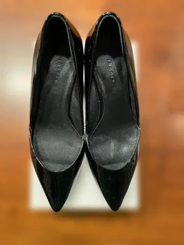 [ 거의 미사용품 ] Theory 블랙 하이힐 36