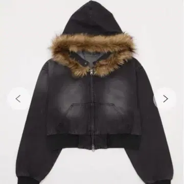 WEGO 퍼 달린 크롭 후드티 블랙