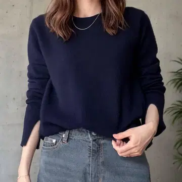 GALLARDA GALANTE 네이비 니트 스웨터