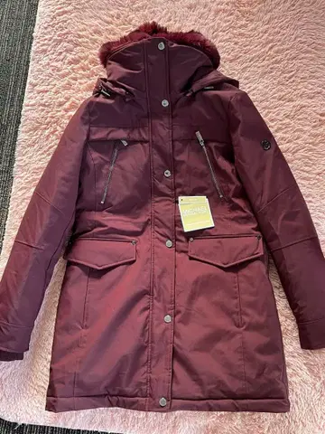 와인 레드 다운 자켓 후드 부착