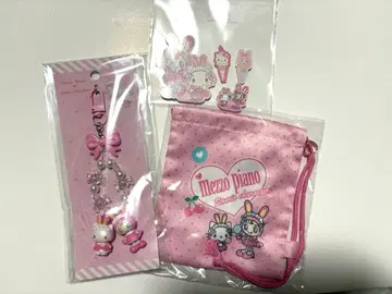 즉일 익명 배송 메조피아노 x 산리오 헬로키티 세트