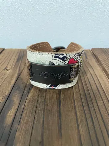 Ed Hardy 가죽 뱅글 빈티지풍
