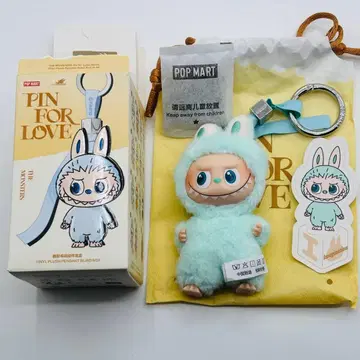 POP MART 러브 LABUBU PIN FOR LOVE I