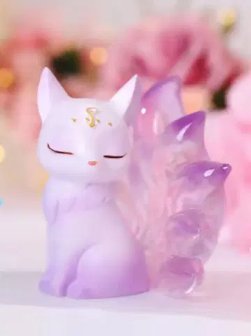 구미호 피규어 보라색