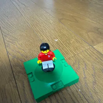 축구 선수 미니 피규어 그린 컬러 베이스