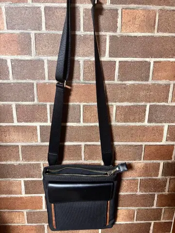 폴스미스 숄더백 블랙