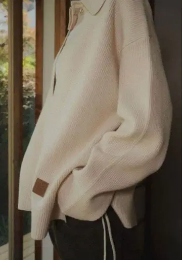 Knuth Marf 슬릿 넥 루즈 니트 (유니섹스)