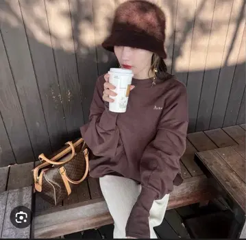 acka 루즈 맨투맨 트레이닝복 브라운