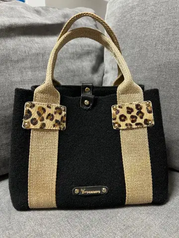 탑카피 TOPKAPI 핸드백 이탈리안 펠트 송치