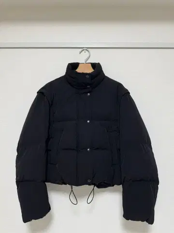 MOUSSY 블랙 다운 자켓 사이즈 2