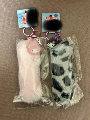 산리오 캐릭터즈 꼬리 모양 퍼 키링 마이멜로디 쿠로미