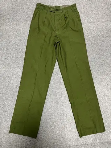 빈티지 스웨덴군 턱입 베이커 팬츠 C146 올리브