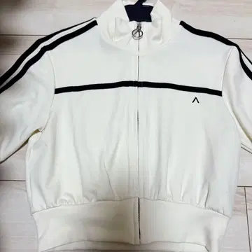 andmary Eve line zip tops IVORY