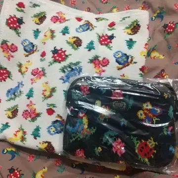 새상품 B급 페이러 하이디 쁘띠 바스 숄더백