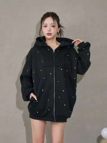 다리치 Darich DD 로고 비쥬 지퍼 후드티 블랙